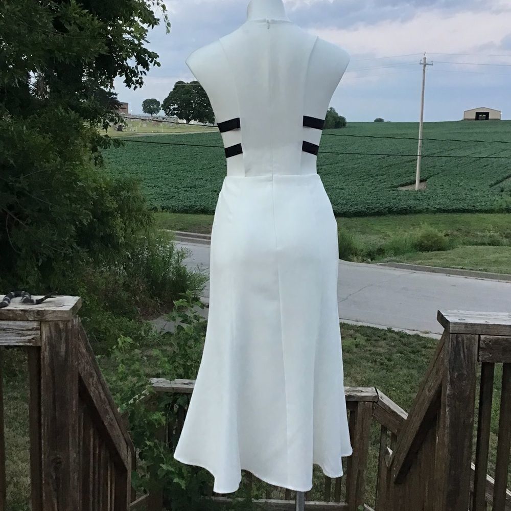 NBD White Midi Cut Out Sides Fit And Flare Dress Size Large - Picture 5 of 12